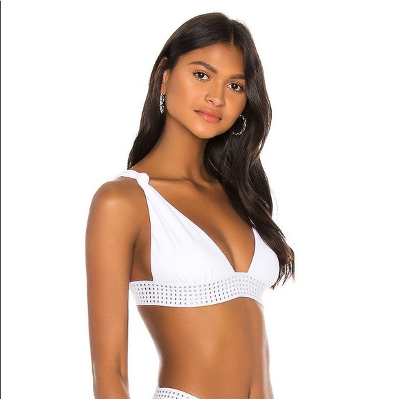 ELLEJAY Buzios Bikini Top in White Medium - Picture 3 of 9